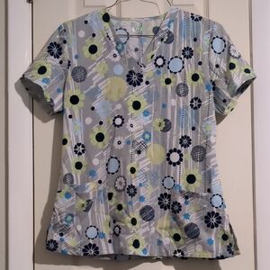 #206 GT Performance Floral Print Scrub Top Women’s Medium Blue Green ShortSleeve